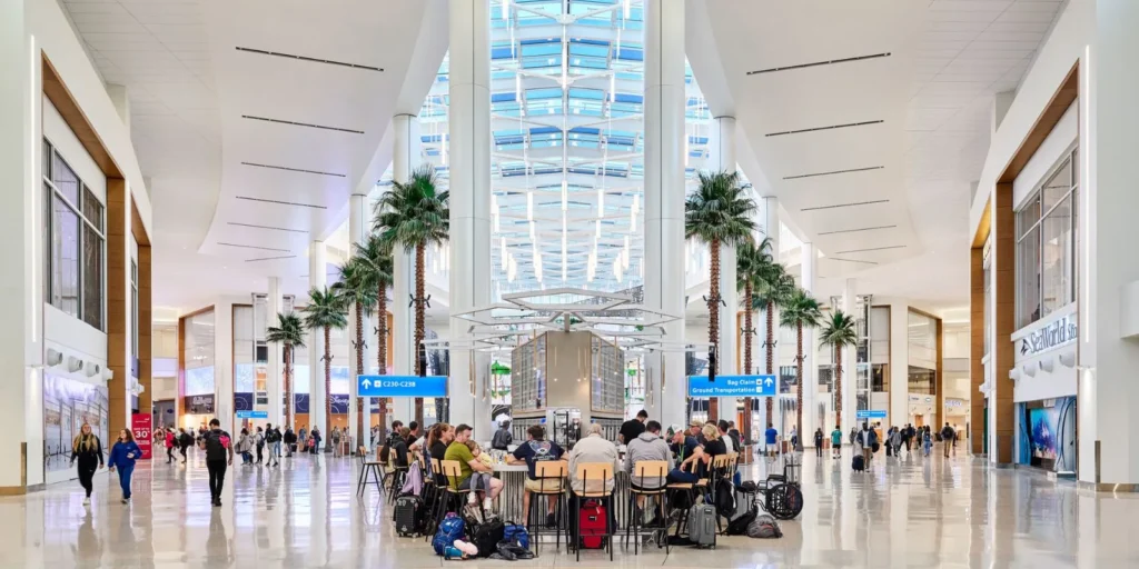 Is there a Smoking Area in Orlando Airport
