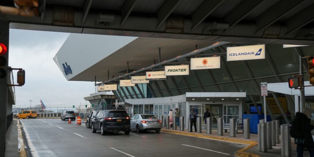 JFK Terminal 7 Departures and Arrivals