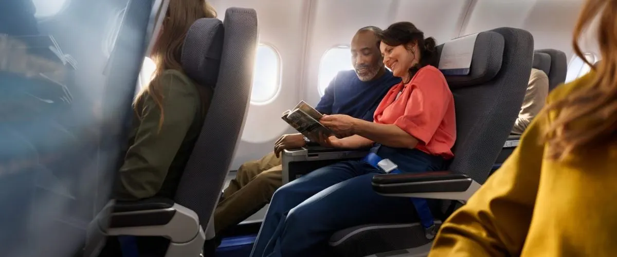 Does Discover Airlines have WiFi